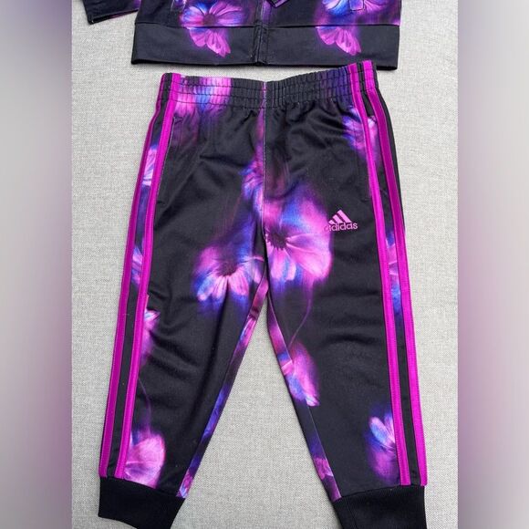 Adidas purple flower pattern 2-piece set,full zipper jacket, cuffed pants,2T/2TL - Picture 3 of 9
